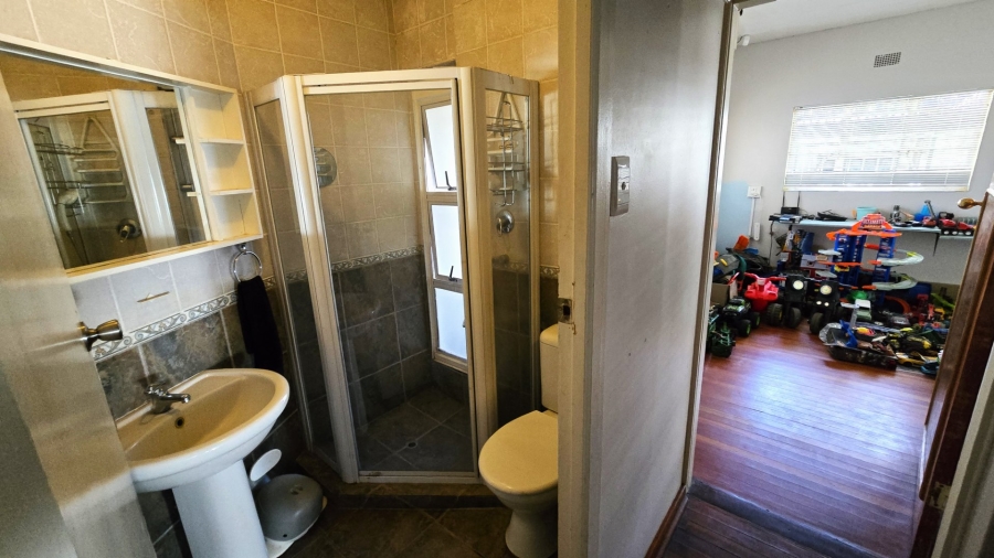 7 Bedroom Property for Sale in Bayswater Free State